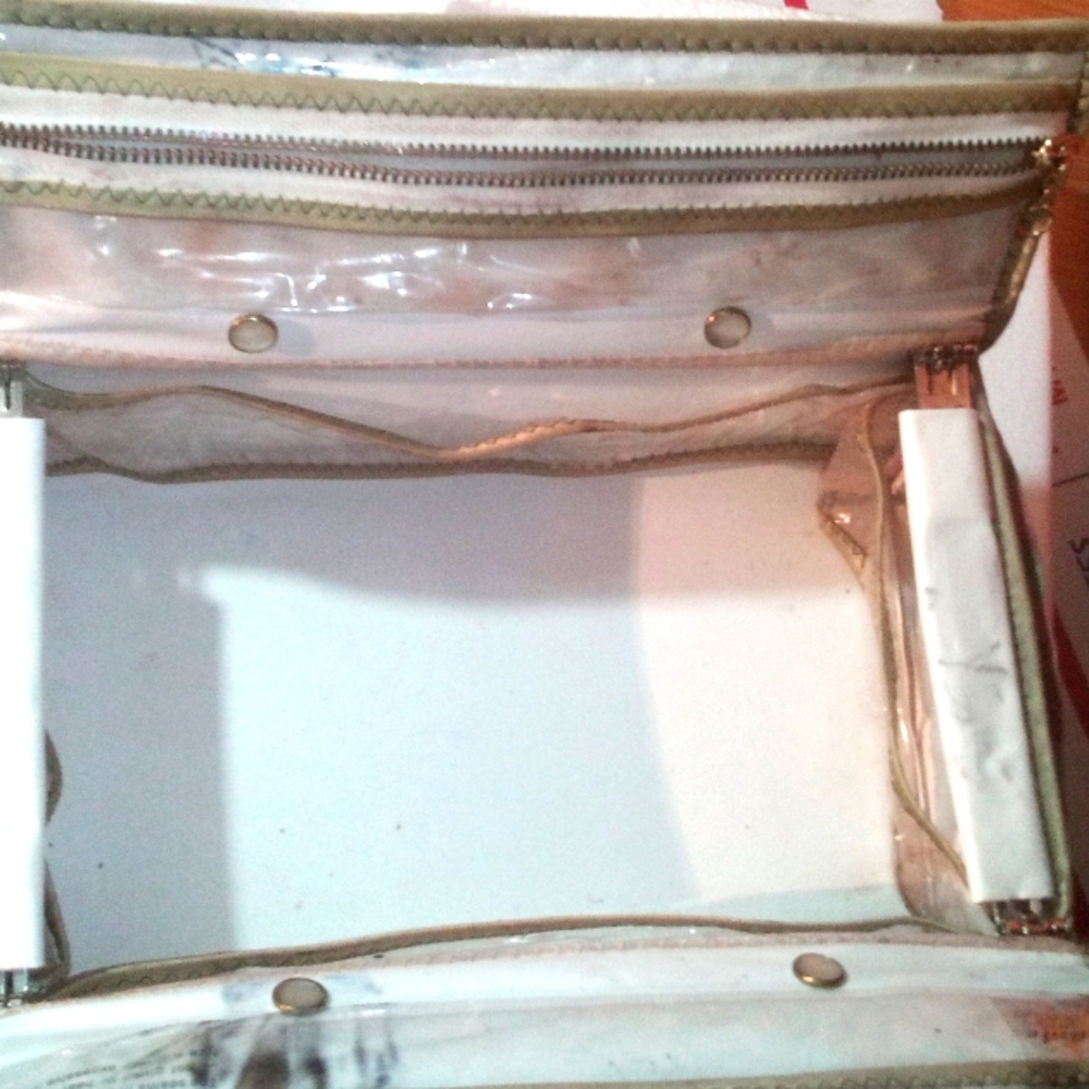 Galante make-up bag. Elegant Cream and Gold Women's Bag